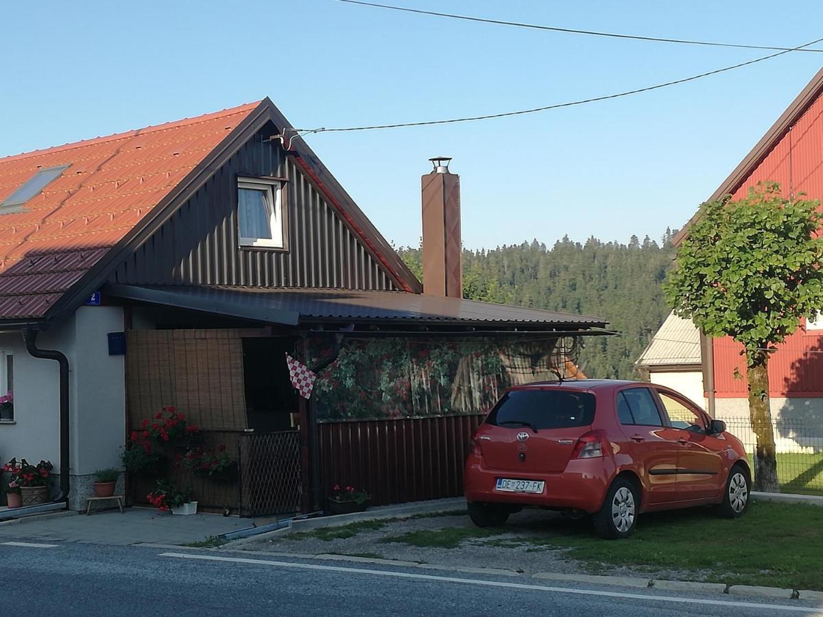 Kuca Za Odmor "Jasna" Lägenhet Crni Lug Exteriör bild